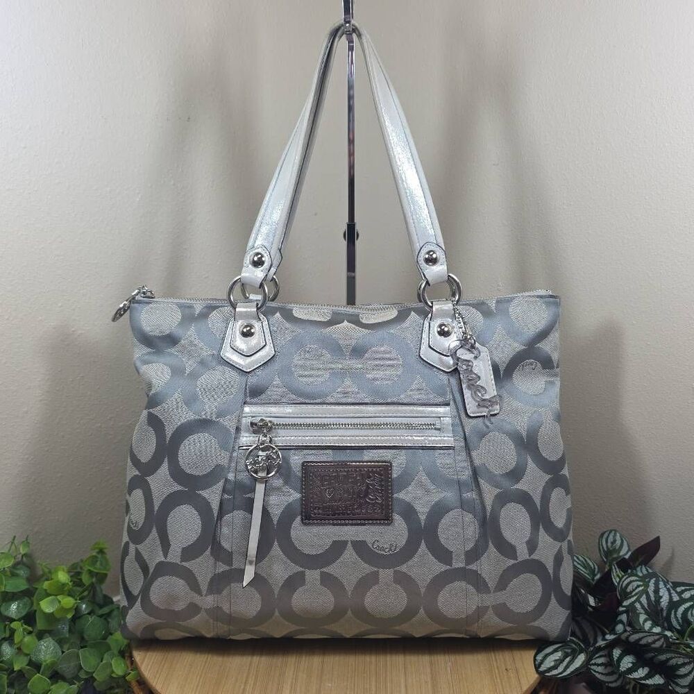 Coach Poppy Op Art Glam Tote | Gray Silver Jacquard Shoulder Bag | Style K1020-1